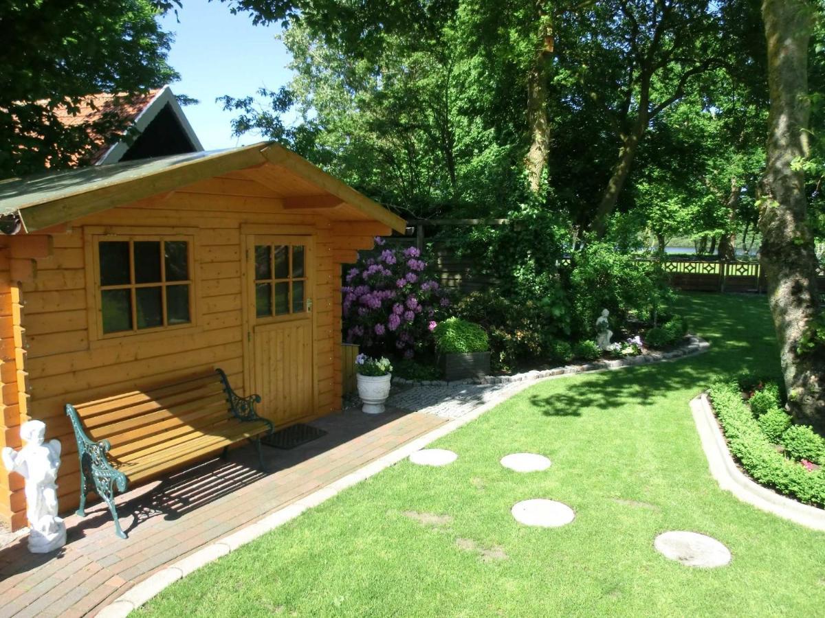 Ferienhaus Hubertus, 95059 Rhauderfehn Exteriör bild